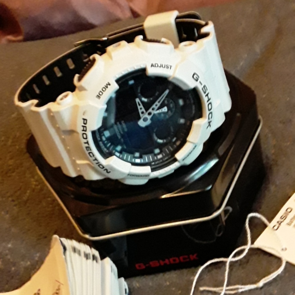 G-Shock - Picture 3 of 8